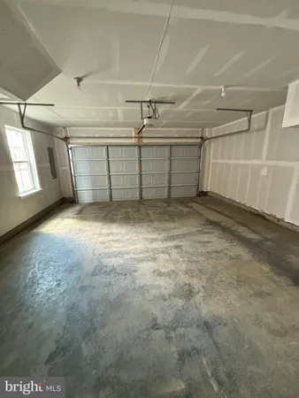 a view of a garage