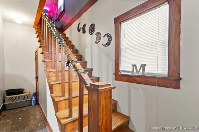 $179,900 | 8180 Beech Street, Elizabeth, IN 47117