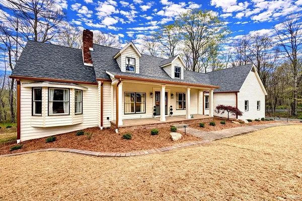 $549,900 | 128 The Woods, Bedford, IN 47421