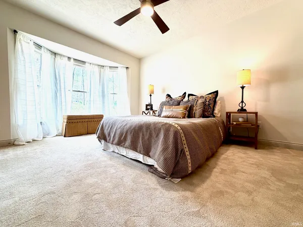$549,900 | 128 The Woods, Bedford, IN 47421