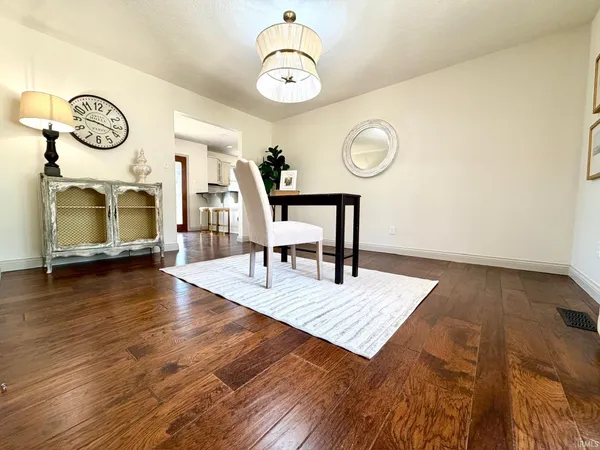 $549,900 | 128 The Woods, Bedford, IN 47421