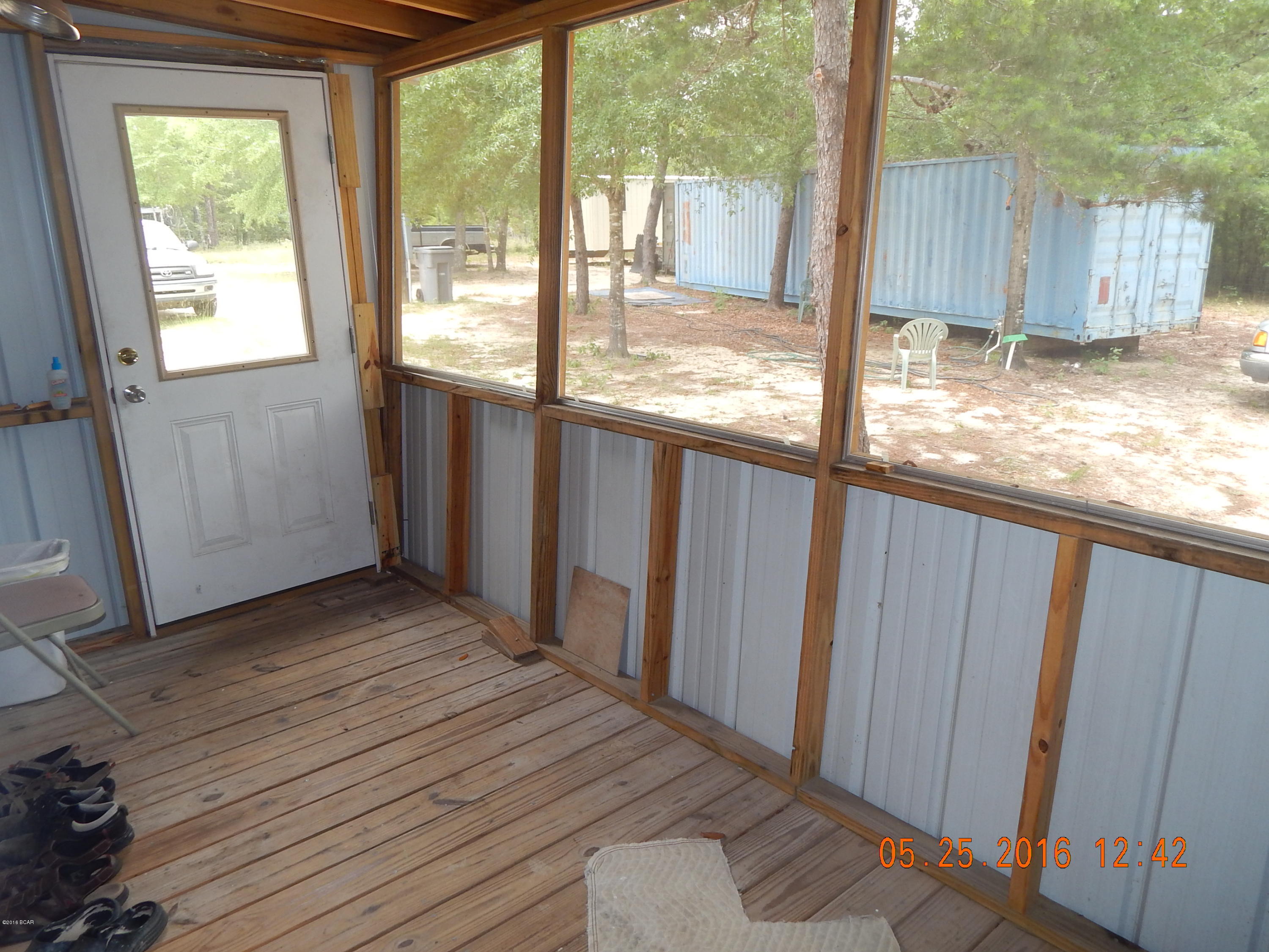 2982 Holmes Valley Road Vernon, FL 32462 - Photo 5 of 29 Gallery Image 5