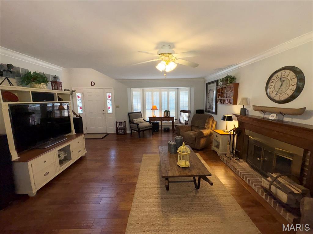 400 Hunters Crossing Court Wildwood, MO 63040 - Photo 13 of 52