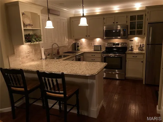 $399,900 | 400 Hunters Crossing Court, Wildwood, MO 63040