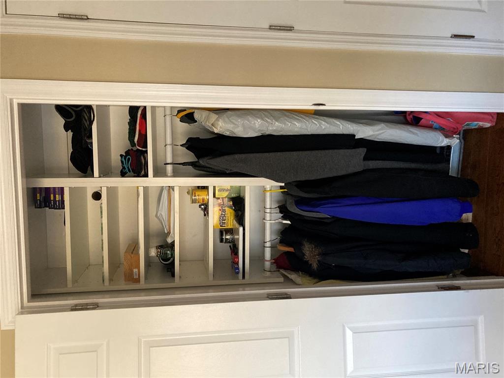 400 Hunters Crossing Court Wildwood, MO 63040 - Photo 27 of 52