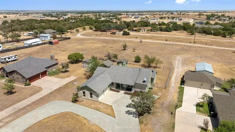 $550,000 | 80 Family Circle, Hutto, TX 78634
