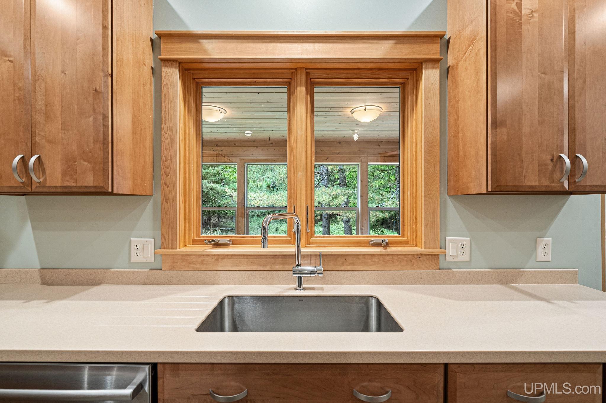 125 Chapel Ridge Road Marquette, MI 49855 - Photo 15 of 71 Gallery Image 15