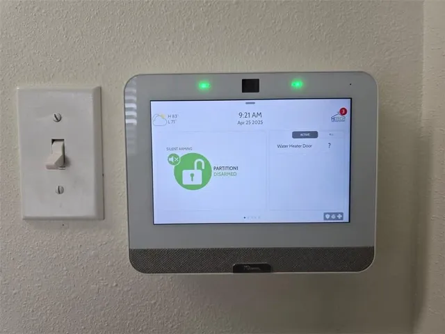 $2,500 | 1800 Stafford Street, Unit A, Gretna, LA 70053