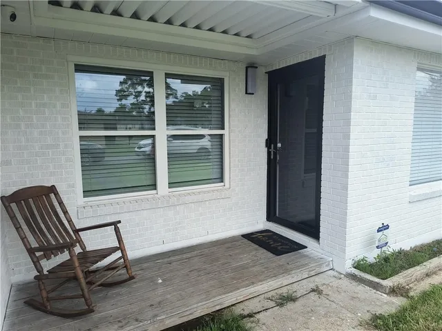 $2,500 | 1800 Stafford Street, Unit A, Gretna, LA 70053
