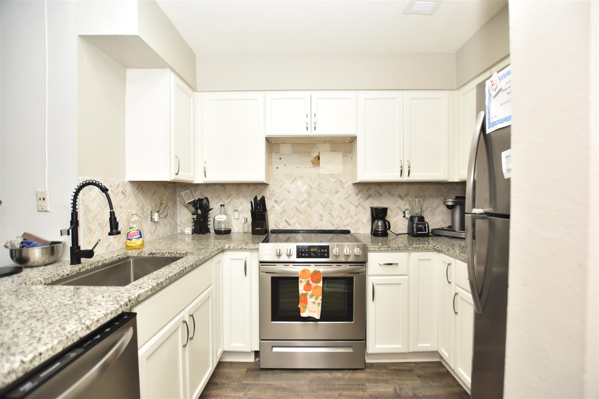 7150 Plantation Road, Unit 328 Pensacola, FL 32504 - Photo 8 of 23 Gallery Image 8