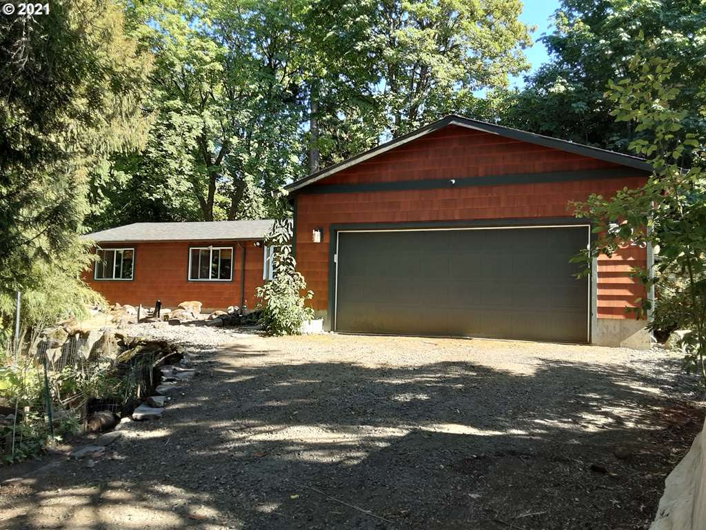 4926 Southwest Maplewood Road Portland, OR 97219 - Photo 1 of 28 Gallery Image 1
