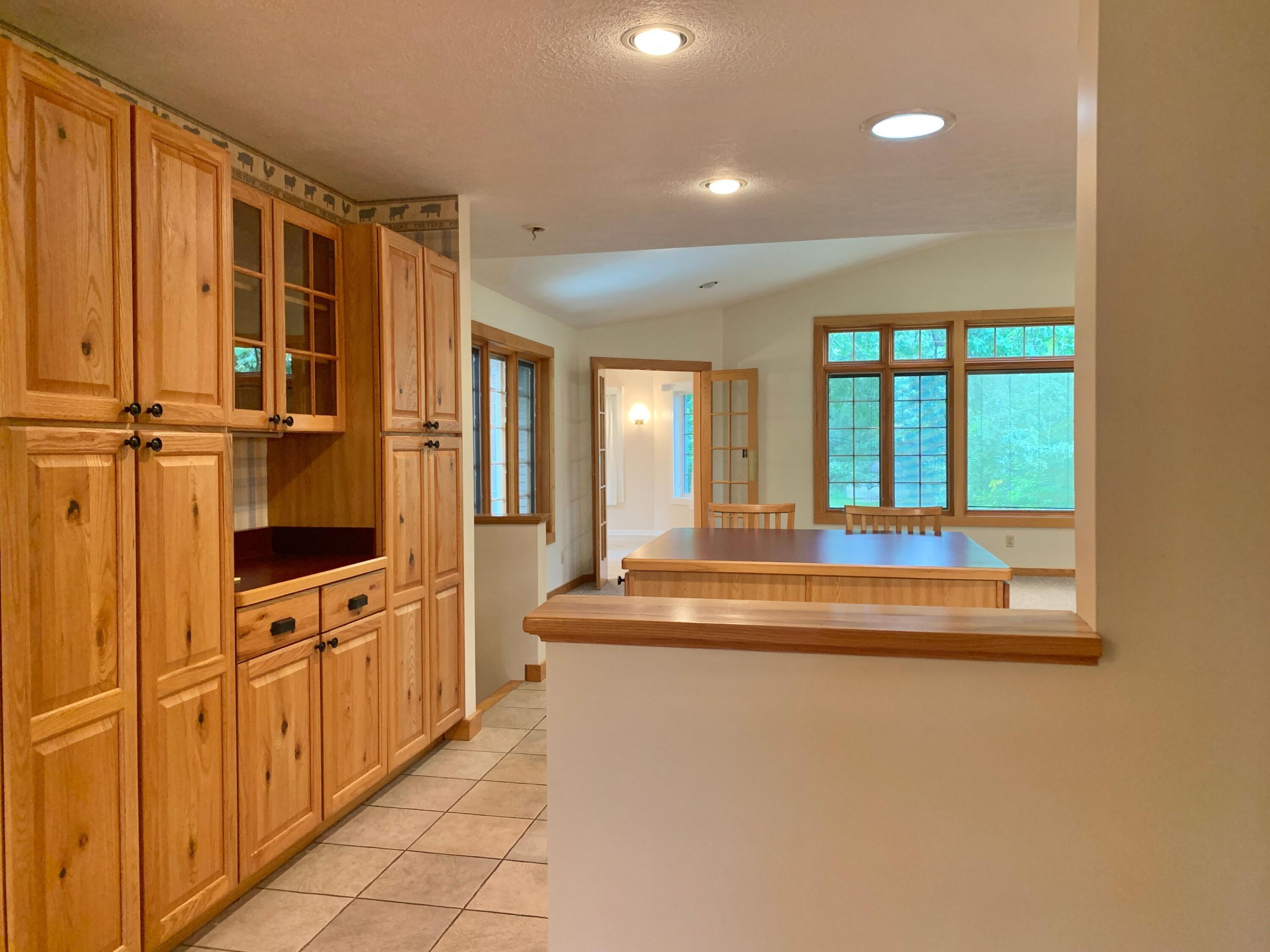706 Leo Road Jackson, MI 49203 - Photo 12 of 38 706 Leo 13