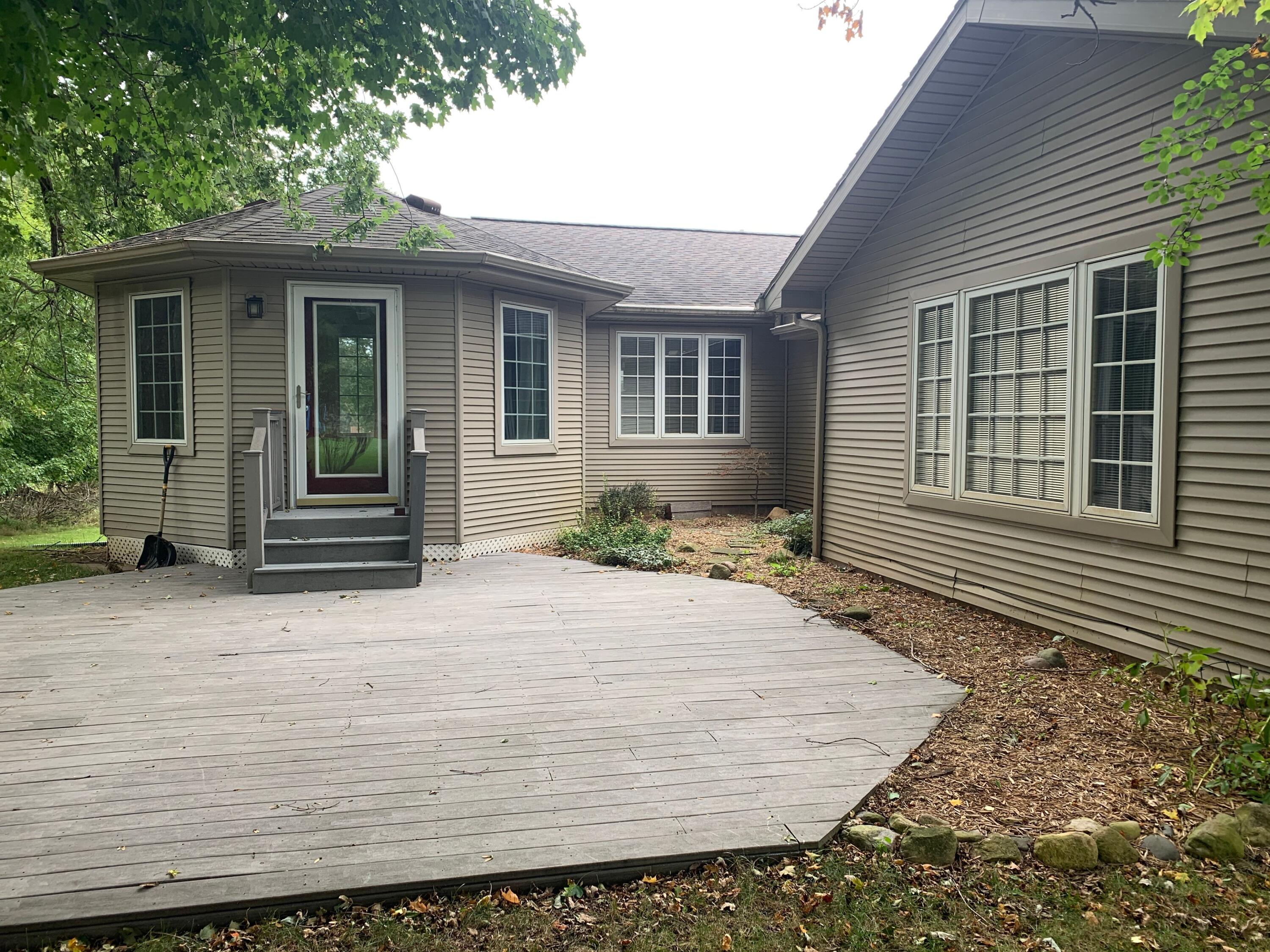 706 Leo Road Jackson, MI 49203 - Photo 5 of 38 706 Leo 6
