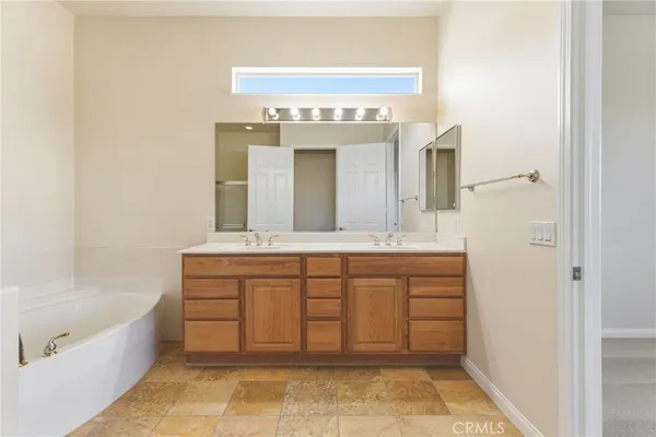 $479,000 | 19300 Macklin Street, Apple Valley, CA 92308