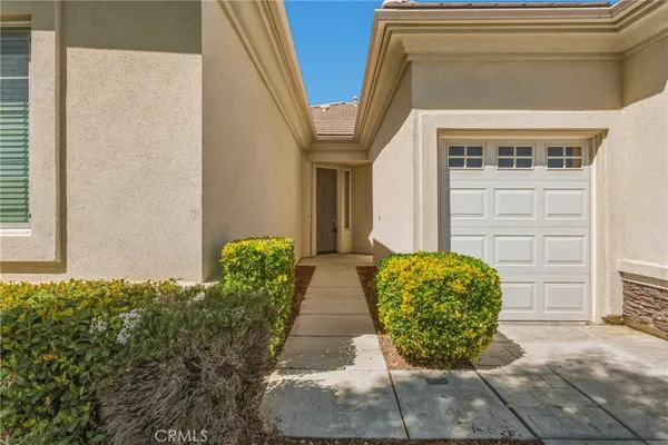 $479,000 | 19300 Macklin Street, Apple Valley, CA 92308