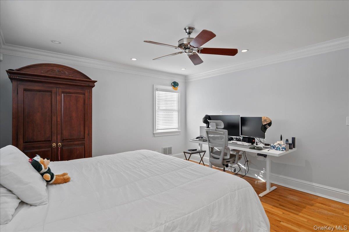 299 Stratton Road New Rochelle, NY 10804 - Photo 34 of 49