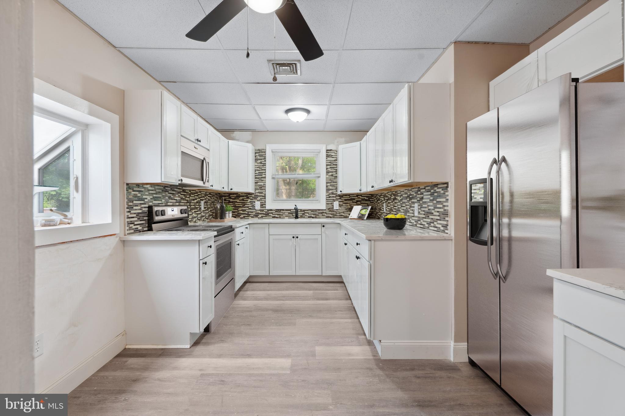 659 West Forest Grove Road Vineland, NJ 08360 - Photo 2 of 24