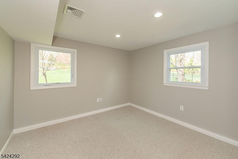 52 Galloping Hill Road Bernards, NJ 07920 - Photo 12 of 16