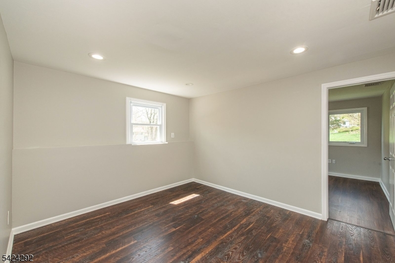 52 Galloping Hill Road Bernards, NJ 07920 - Photo 14 of 16