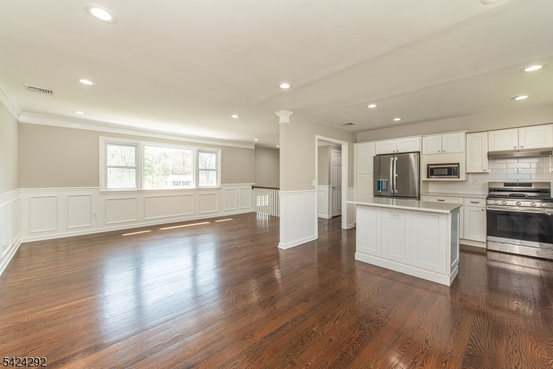 52 Galloping Hill Road Bernards, NJ 07920 - Photo 2 of 16