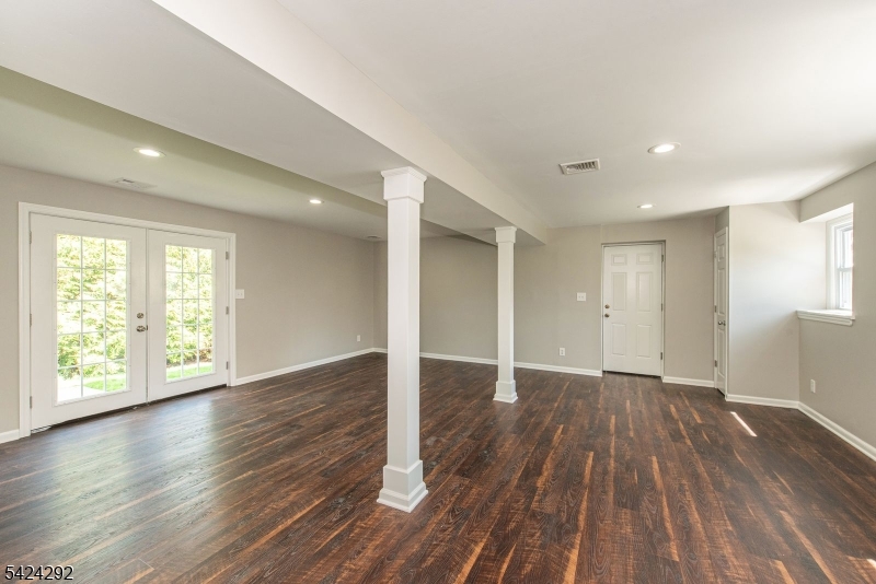 52 Galloping Hill Road Bernards, NJ 07920 - Photo 10 of 16