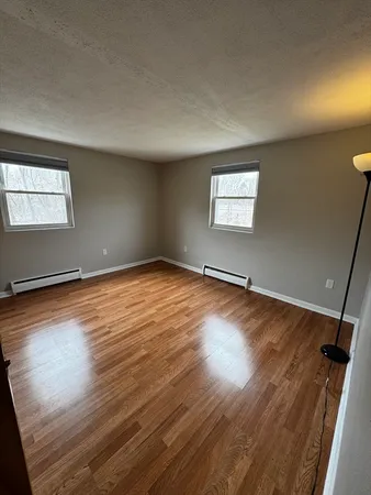 $2,100 | 30 Worthen Street, Unit C2, Chelmsford, MA 01824