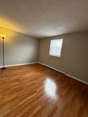 $2,100 | 30 Worthen Street, Unit C2, Chelmsford, MA 01824