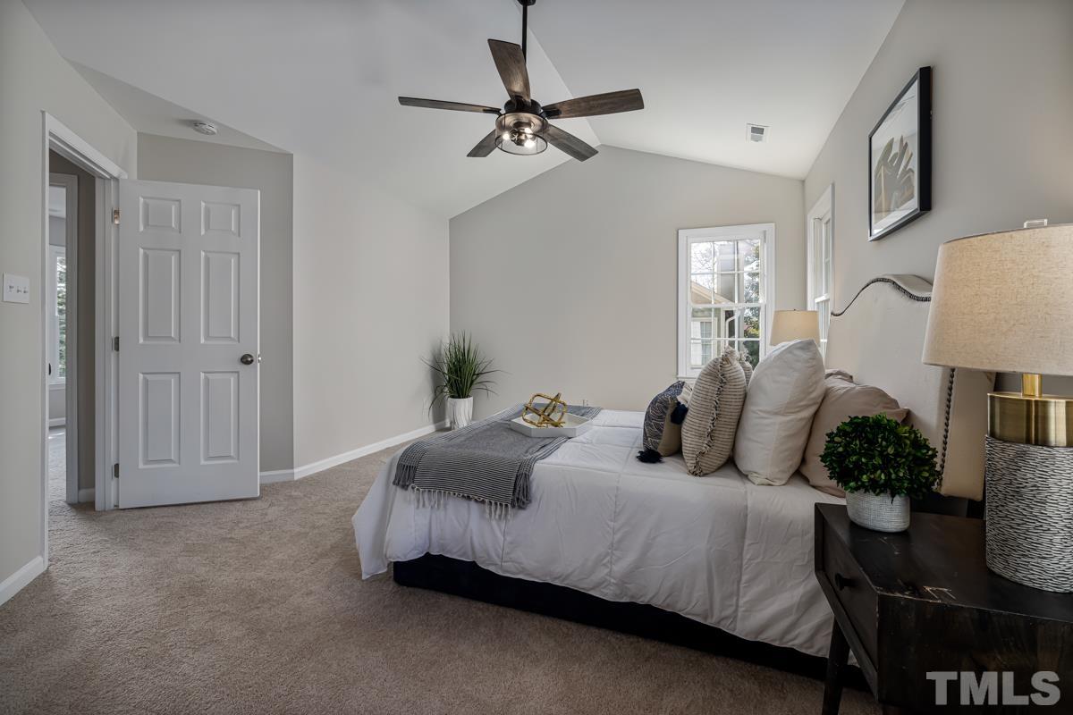5316 Calverton Drive Raleigh, NC 27613 - Photo 7 of 38 Gallery Image 7