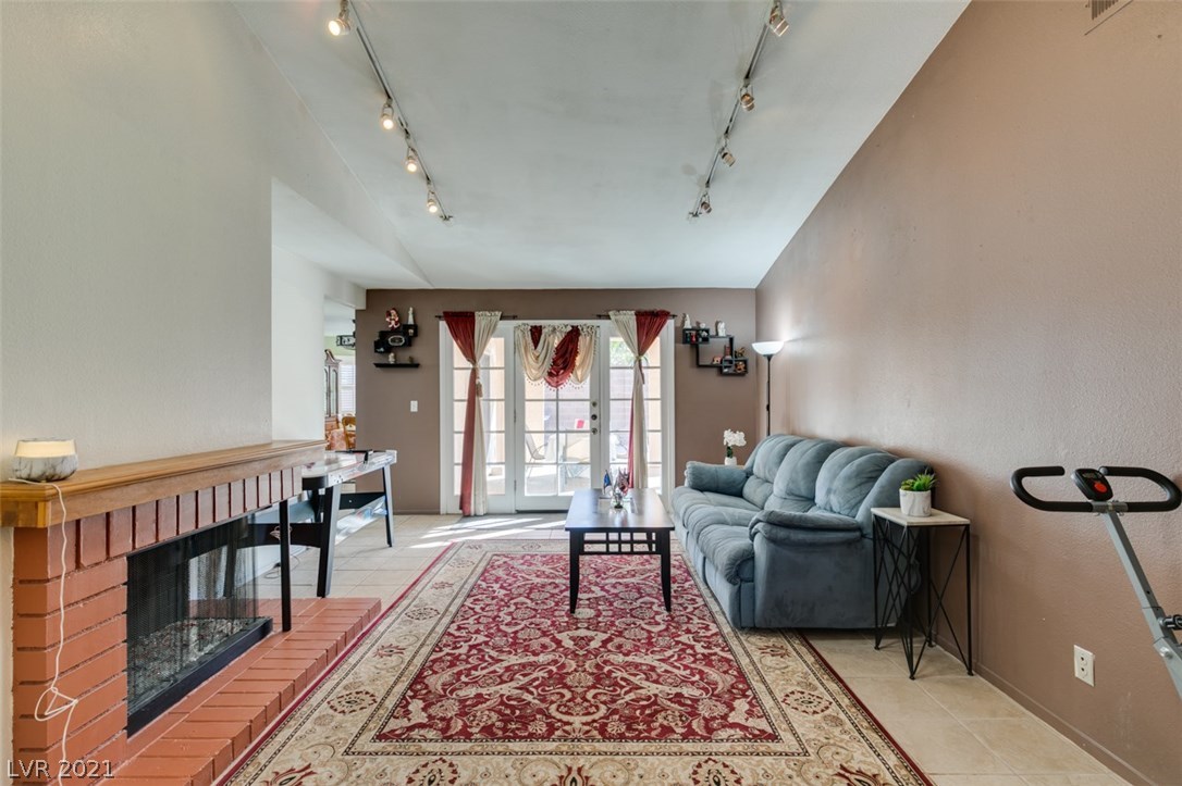 362 Umbria Way Henderson, NV 89014 - Photo 12 of 43