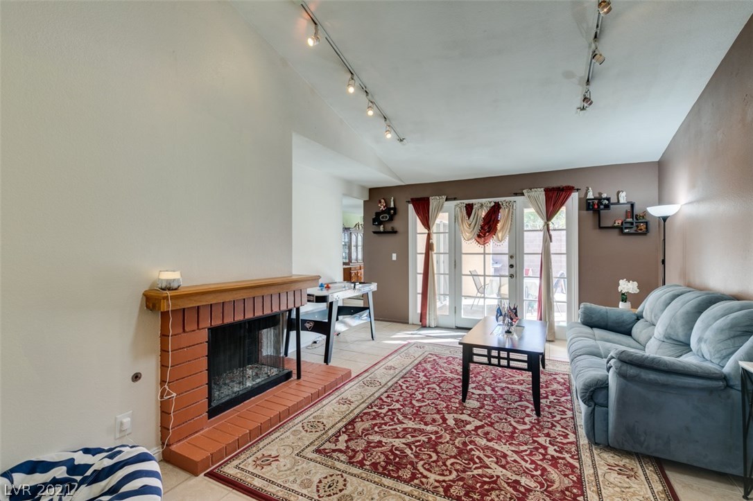 362 Umbria Way Henderson, NV 89014 - Photo 13 of 43