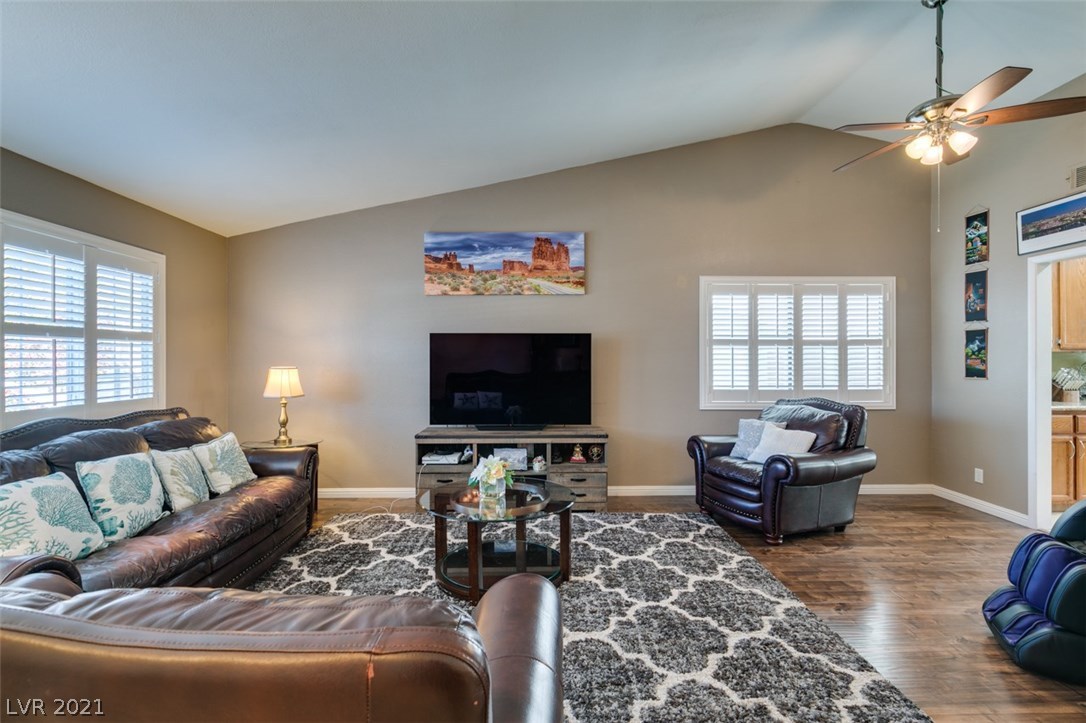 362 Umbria Way Henderson, NV 89014 - Photo 6 of 43