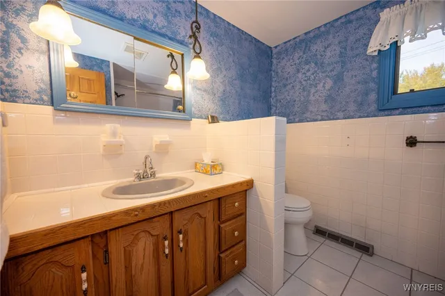 $299,900 | 176 Steven Drive, Cheektowaga, NY 14227