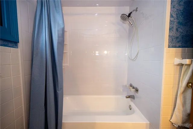 $299,900 | 176 Steven Drive, Cheektowaga, NY 14227