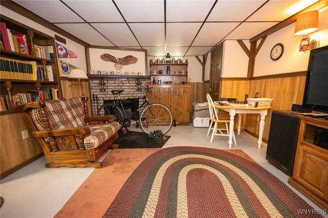 $299,900 | 176 Steven Drive, Cheektowaga, NY 14227