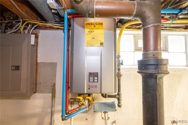 $299,900 | 176 Steven Drive, Cheektowaga, NY 14227