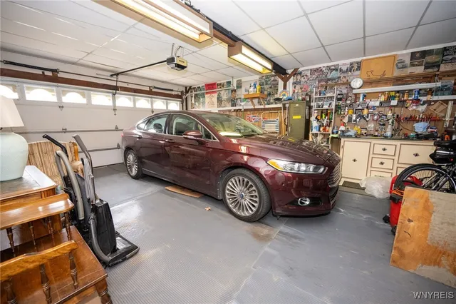 $299,900 | 176 Steven Drive, Cheektowaga, NY 14227