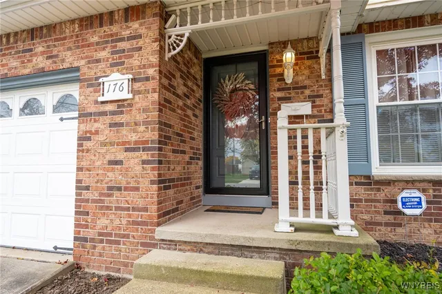 $299,900 | 176 Steven Drive, Cheektowaga, NY 14227