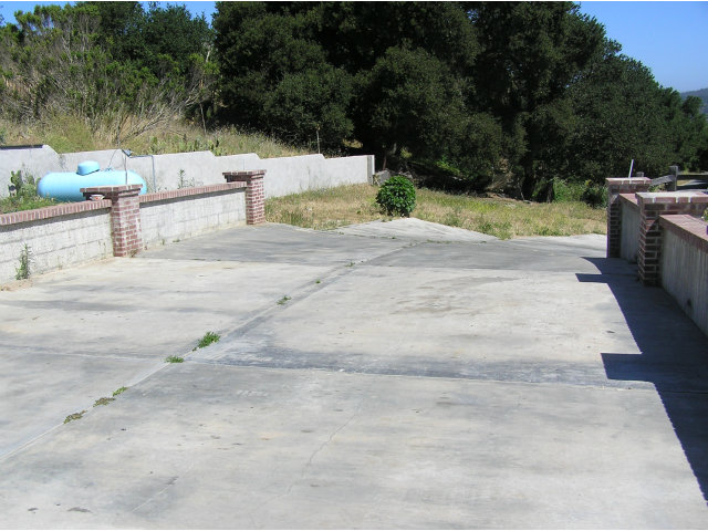 170 Live Oak Road Watsonville, CA 95076 - Photo 10 of 12 Gallery Image 10