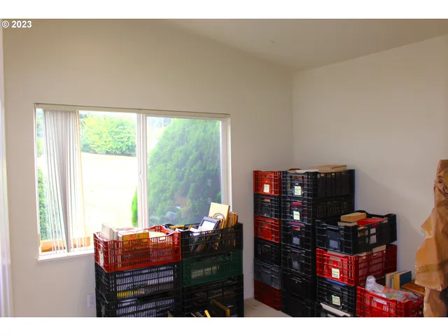 $450,000 | 15282 Highway 101, Brookings, OR 97415