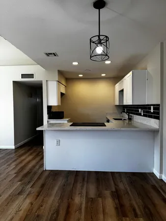 $2,295 | 442 South 32nd Place, Mesa, AZ 85204