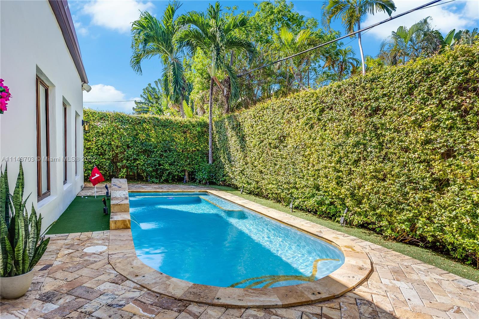 4422 Alton Road Miami Beach, FL 33140 - Photo 29 of 37