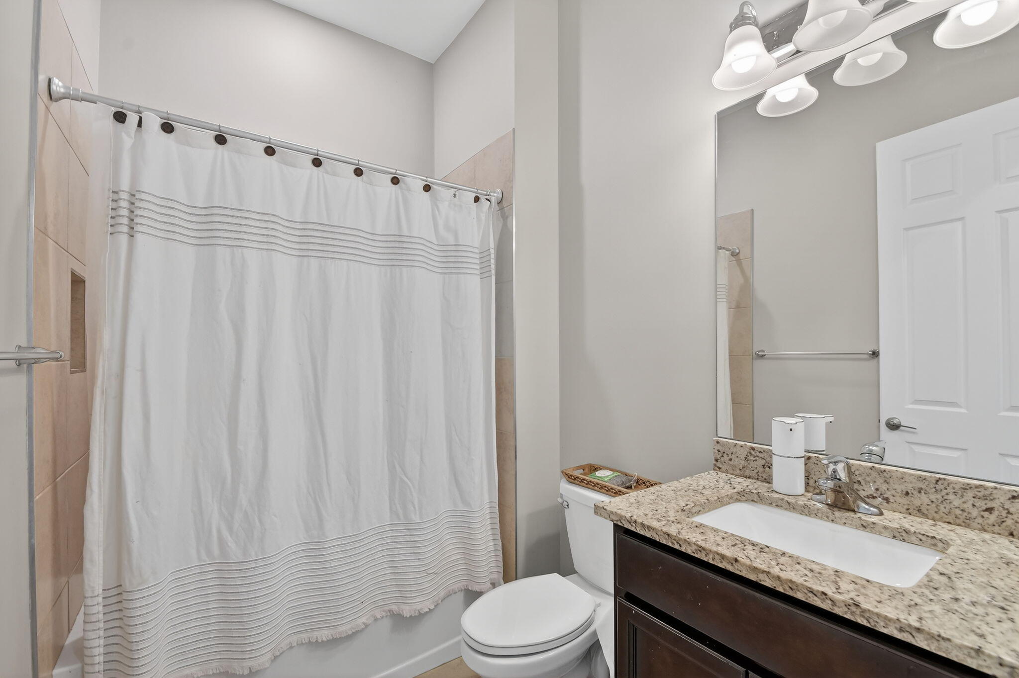 19535 Split Rail Run Loxahatchee, FL 33470 - Photo 27 of 72 39-web-or-mls-DSC_7300