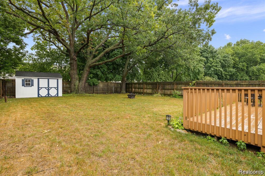 836 Miller Avenue Rochester, MI 48307 - Photo 35 of 38