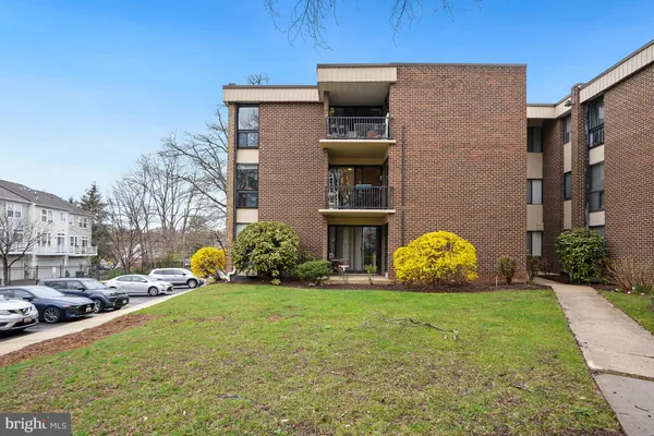 $162,500 | 2114 Bonnywood Lane, Unit 1202, Silver Spring, MD 20902