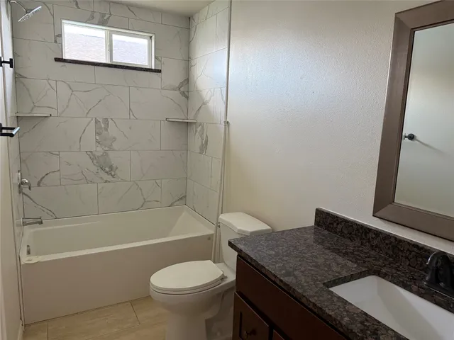 $1,500 | 2724 Avenue D, Unit 5, San Leon, TX 77539