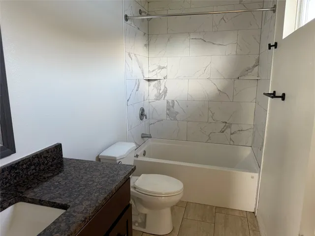 $1,500 | 2724 Avenue D, Unit 5, San Leon, TX 77539