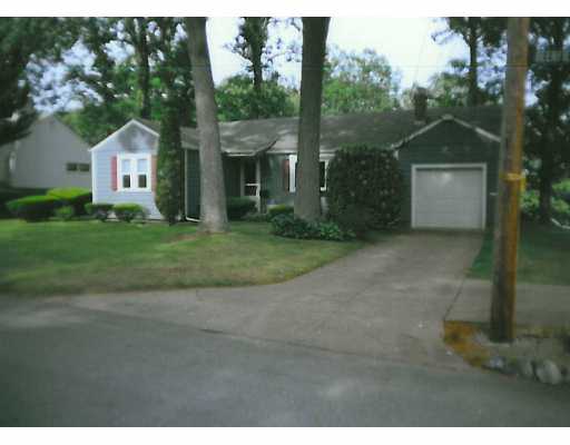 217 Deerfield Road Cranston, RI 02920 - Photo 1 of 9 Exterior Front.