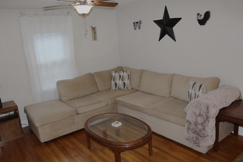 25 Ridgewood Road Worcester, MA 01606 - Photo 8 of 18 Gallery Image 8