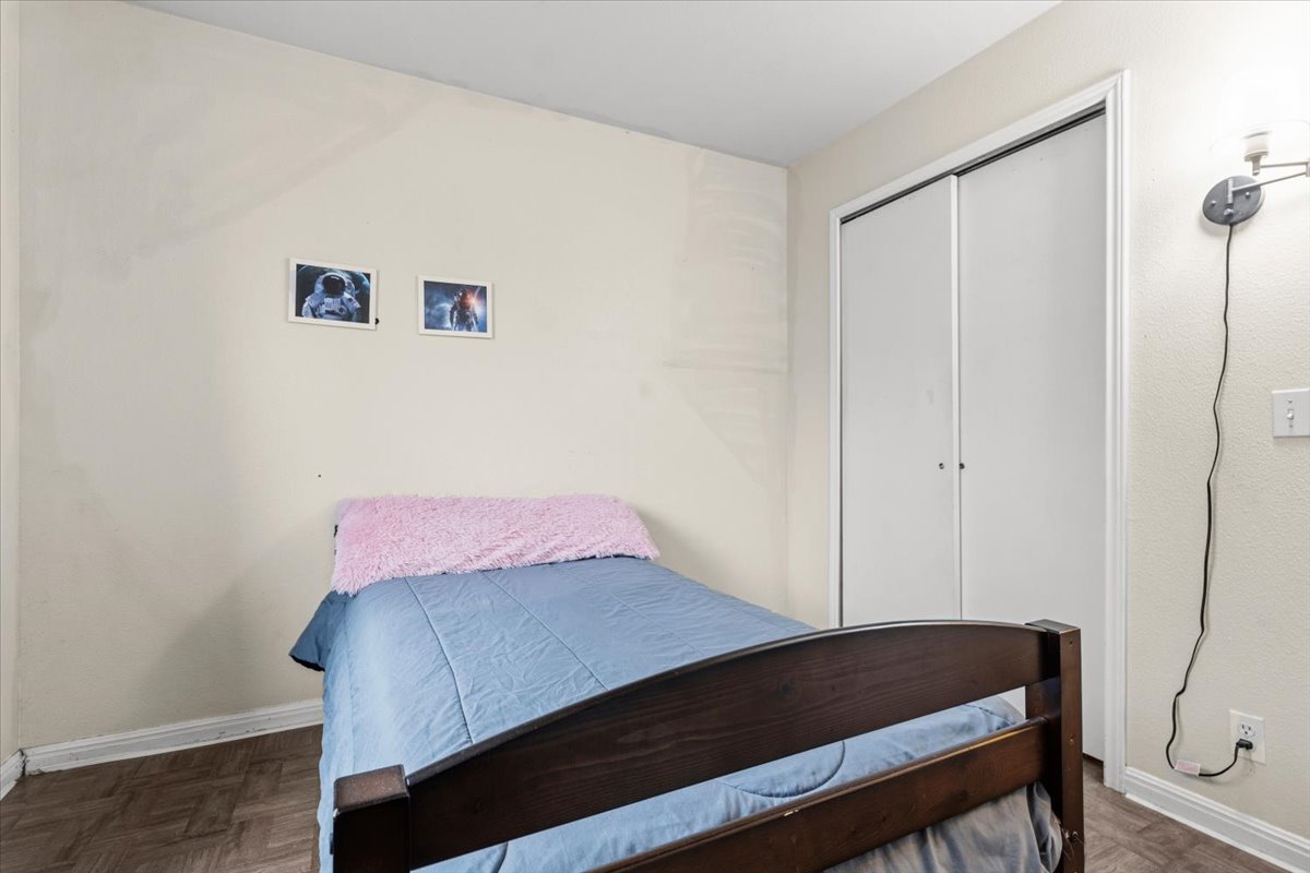 281 Leonardo Kyle, TX 78640 - Photo 20 of 38 a bedroom with a bed and a dresser