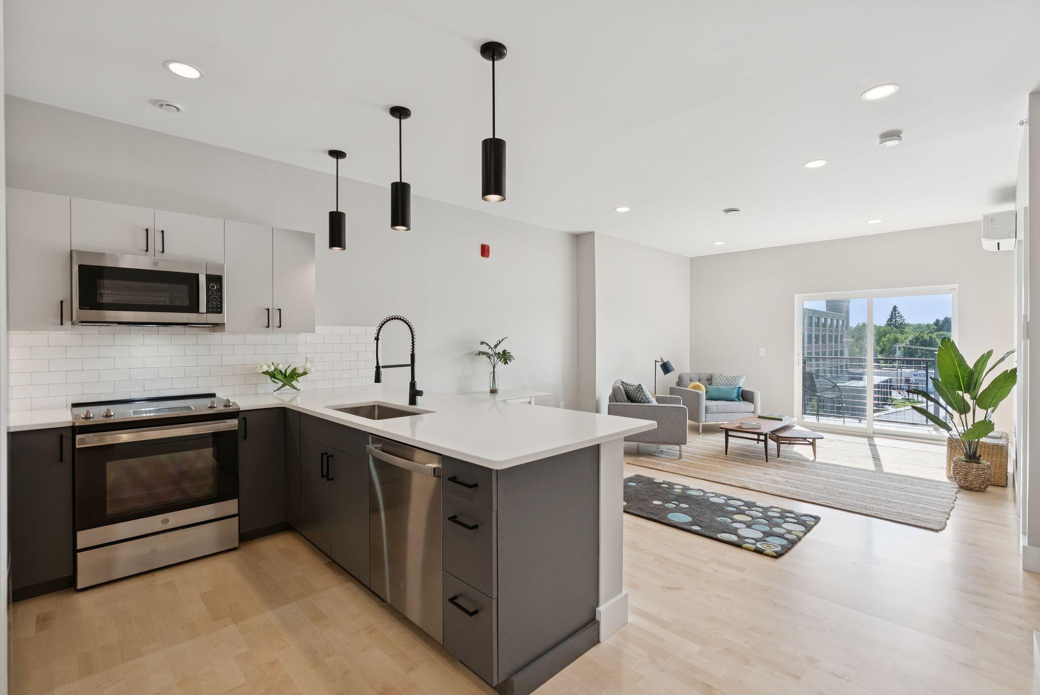 20 Upper Fls Road, Unit 301 Biddeford, ME 04005 - Photo 7 of 28 35_DSC08239